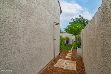 Private - Outdoor Shower
