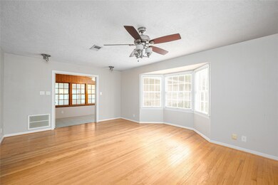 425 Hohldale St, Houston, TX 77091 - photo 6