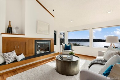 8049 W Mercer Way, Mercer Island, WA 98040 - photo 3