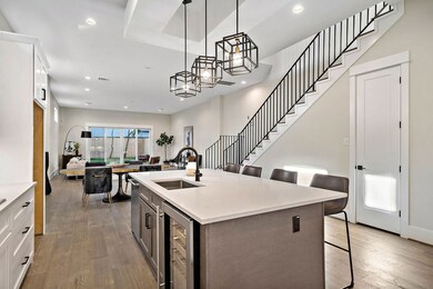 1815 Colquitt St unit B, Houston, TX 77098 - photo 6