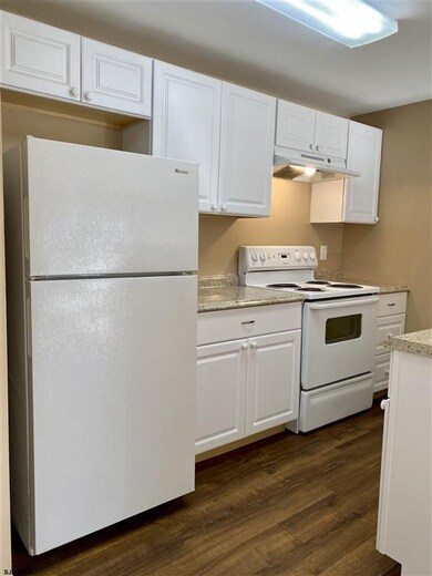 250 Meadow Ridge Rd unit 4, Galloway, NJ 08205 - photo 4