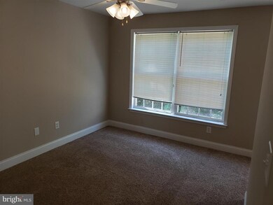 19639 Point Lookout Rd unit 19639, Lexington Park, MD 20653 - photo 5