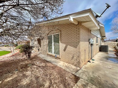 1782 Billy Casper Dr, El Paso, TX 79936 - photo 5