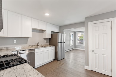 90 Huron St, Warwick, RI 02889 - photo 4