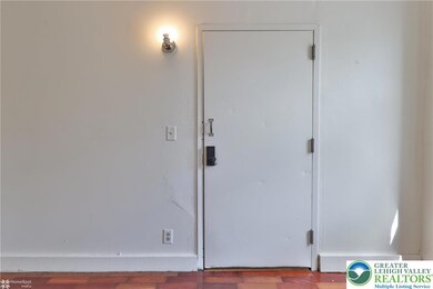 212 N 7th St, Allentown, PA 18102 - photo 5