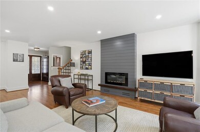 33 Old Stonemill Rd NE unit 1, Marietta, GA 30067 - photo 6