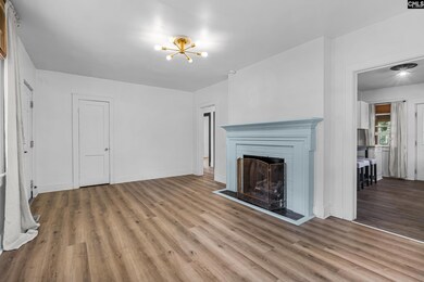 618 Hampton St, Camden, SC 29020 - photo 5