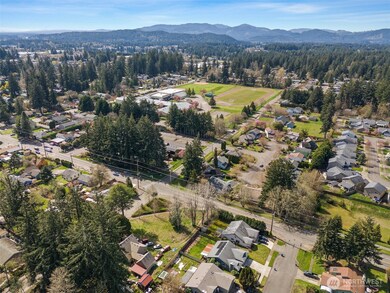 1910 Bowman Ave NW, Olympia, WA 98502 - photo 6