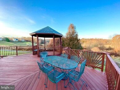 21335 Village Green Cir, Germantown, MD 20876 - photo 3