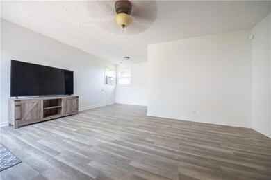 4991 N 200 W, Columbus, IN 47201 - photo 2