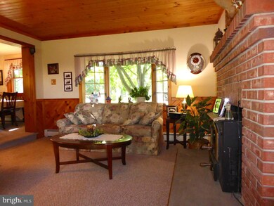 383 W Vine St, Hatfield, PA 19440 - photo 7