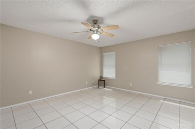3312 Mallory Dr, Edinburg, TX 78541 - photo 5