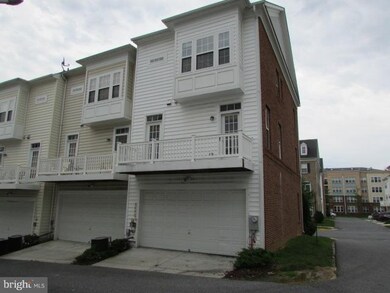 8000 Endzone Way, Hyattsville, MD 20785 - photo 2