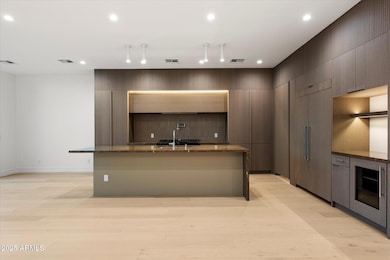 4537 E Montecito Ave, Phoenix, AZ 85018 - photo 3