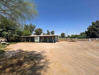 8692 S Mojave Ln, Yuma, AZ 85364 - photo 3