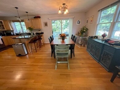 22 Lothrop St, Newtonville, MA 02460 - photo 5