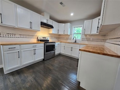 766 Longleaf Dr, Forest Park, GA 30297 - photo 7