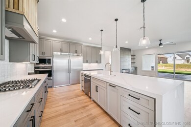 2611 E 135th Dr, Bixby, OK 74008 - photo 7