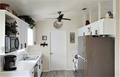 kitchen with new stainless aplliances