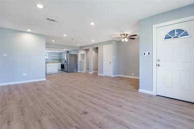 1726 W Elm St, Denison, TX 75020 - photo 7