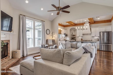 6-web-or-mls-203 Whispering Meadows Rd-6