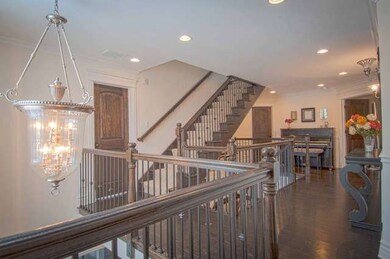 187 E Vallette St, Elmhurst, IL 60126 - photo 4