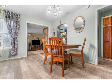 2045 Liberty St NE, Salem, OR 97301 - photo 3