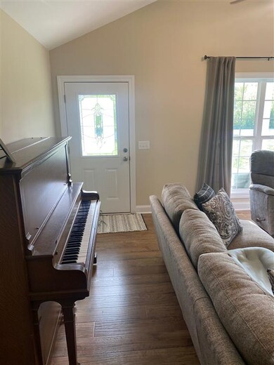 977 Oak Grove Rd, Goodspring, TN 38460 - photo 4