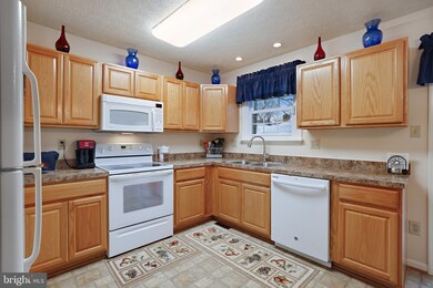 240 Poplar Ave, Glen Burnie, MD 21061 - photo 6