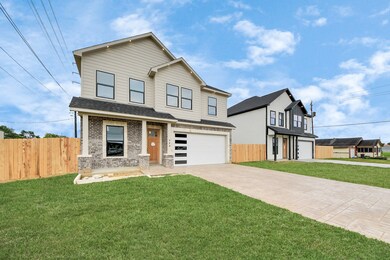 320 E Main St, La Porte, MS 77571 - photo 3