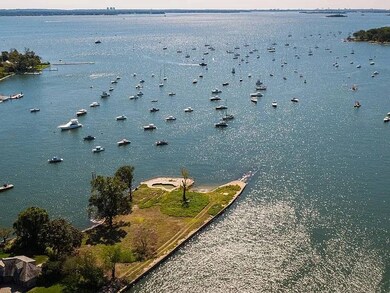 1350 Greacen Point Rd, Mamaroneck, NY 10543 - photo 3