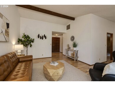 2466 Erin Way, Eugene, OR 97408 - photo 4