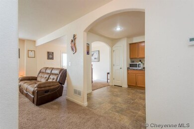 5016 Rock Springs St, Cheyenne, WY 82001 - photo 3