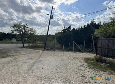 312 Six Pines Rd unit 312, San Marcos, TX 78666 - photo 2