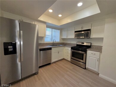 5250 Colodny Dr unit 19, Agoura Hills, CA 91301 - photo 5