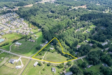 3340 Chamblee Gap Rd, Cumming, GA 30040 - photo 2