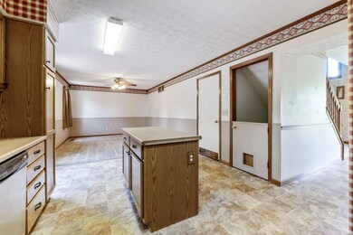 127 Miners Ct (Interior)-6