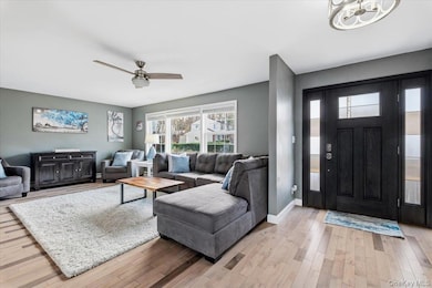 67 Thoreau Ct, Yorktown Heights, NY 10598 - photo 2