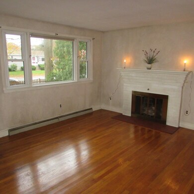 107 Concord St, Rockland, MA 02370 - photo 2