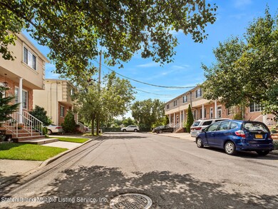 23 Knight Loop, Staten Island, NY 10306 - photo 3