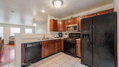 57 Nathan Blvd Sayreville NJ 08859 USA-0