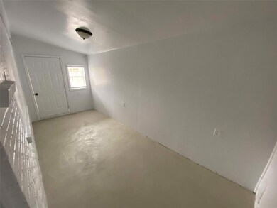 613 Woodard Ave, Cleburne, TX 76033 - photo 6