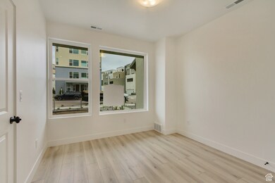 10993 S Freestone Rd unit 108, South Jordan, UT 84009 - photo 2