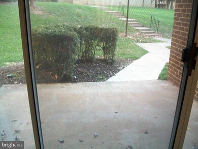 440 Girard St unit T2, Gaithersburg, MD 20877 - photo 4