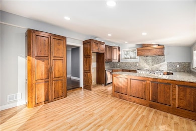 5308 Mcanany Dr, Shawnee, KS 66203 - photo 7