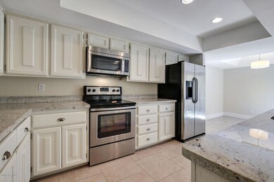 7709-North-Via-De-Fonda-22