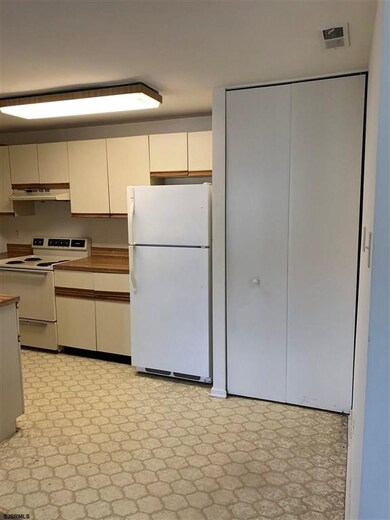 244 Meadow Ridge Rd unit 1, Galloway, NJ 08205 - photo 7