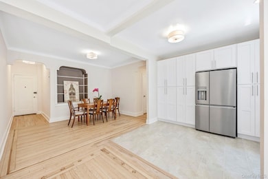 9205 Whitney Ave unit A42, Elmhurst, NY 11373 - photo 6