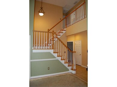 Entry/Foyer.