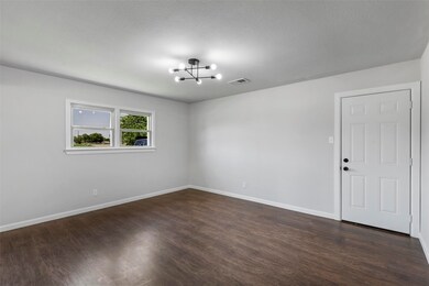 801 Perry Dr, Fort Worth, TX 76108 - photo 7